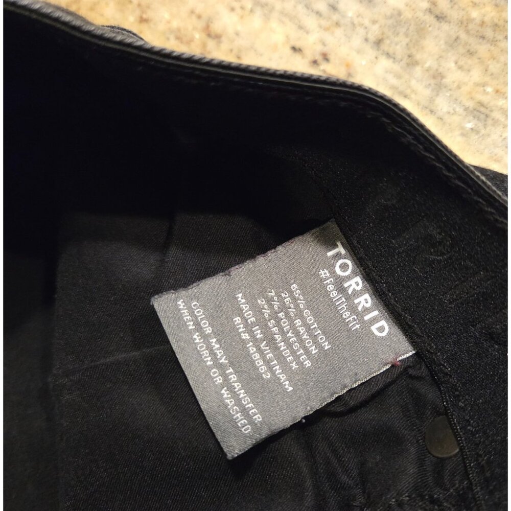 Torrid Women's Premium Stretch Sky High Skinny Black Jeans Size 12 - Picture 13 of 16